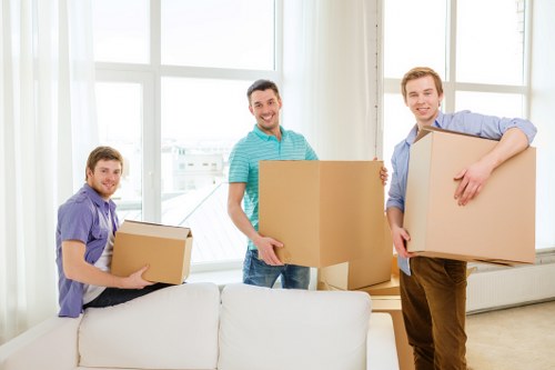 Local removal truck hire service for moving day planning
